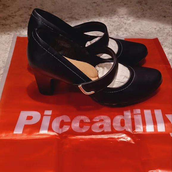 Piccadilly Size 5 - Picture 3 of 6